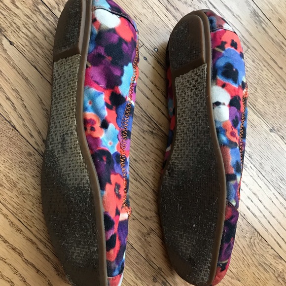 TOMS floral ballet flats - Picture 2 of 3